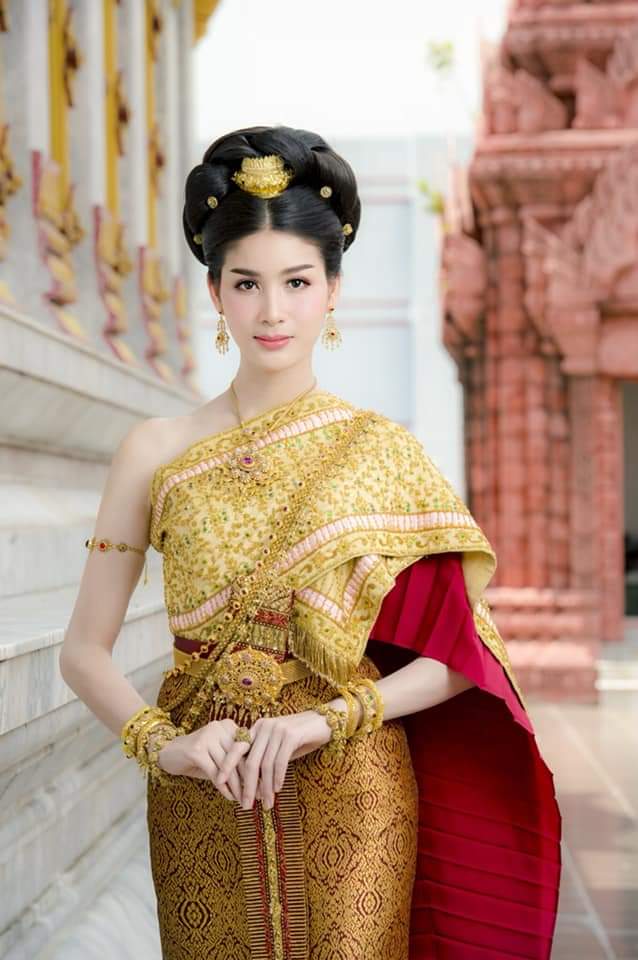 Thailand 🇹🇭 | Thai Traditional Dress