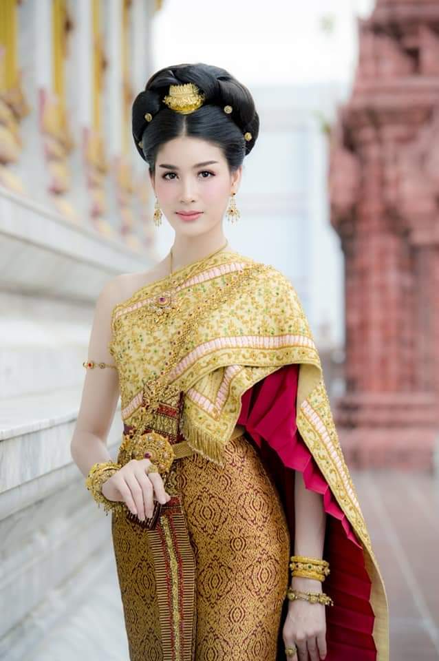 Thailand 🇹🇭 | Thai Traditional Dress