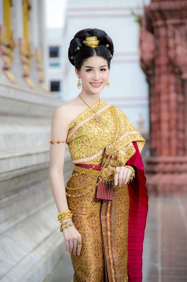 Thailand 🇹🇭 | Thai Traditional Dress