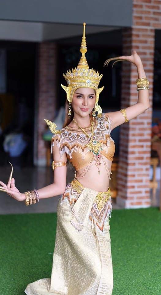 Thailand 🇹🇭 | Thai Traditional Dress