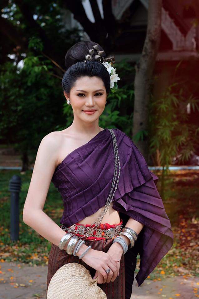 Thailand 🇹🇭 | Thai Traditional Dress