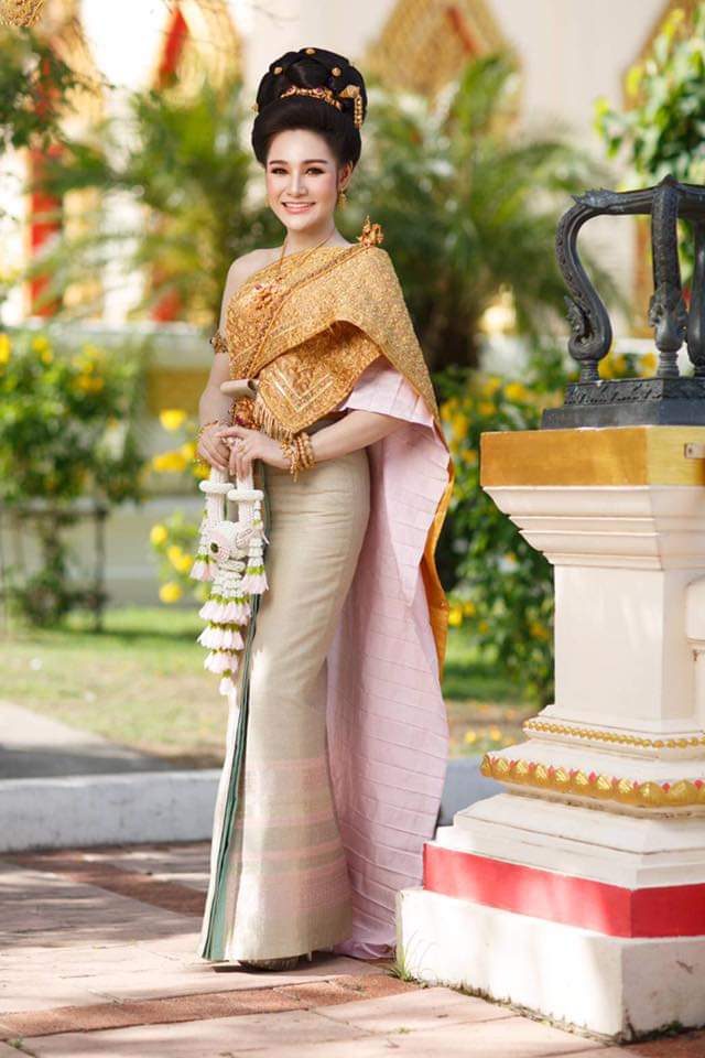 Thailand 🇹🇭 | Thai Traditional Dress