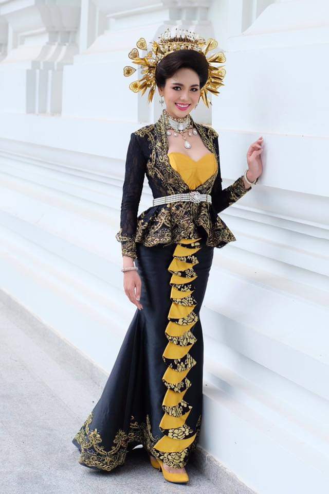 Thailand 🇹🇭 | Thai Traditional Dress
