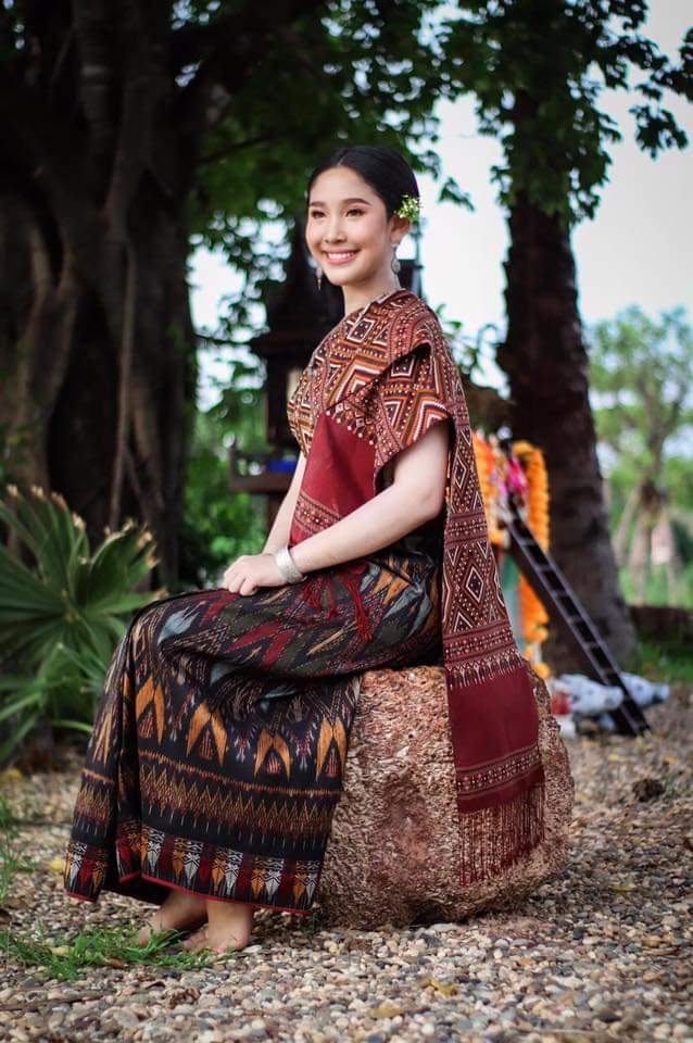 Thailand 🇹🇭 | Thai Traditional Dress