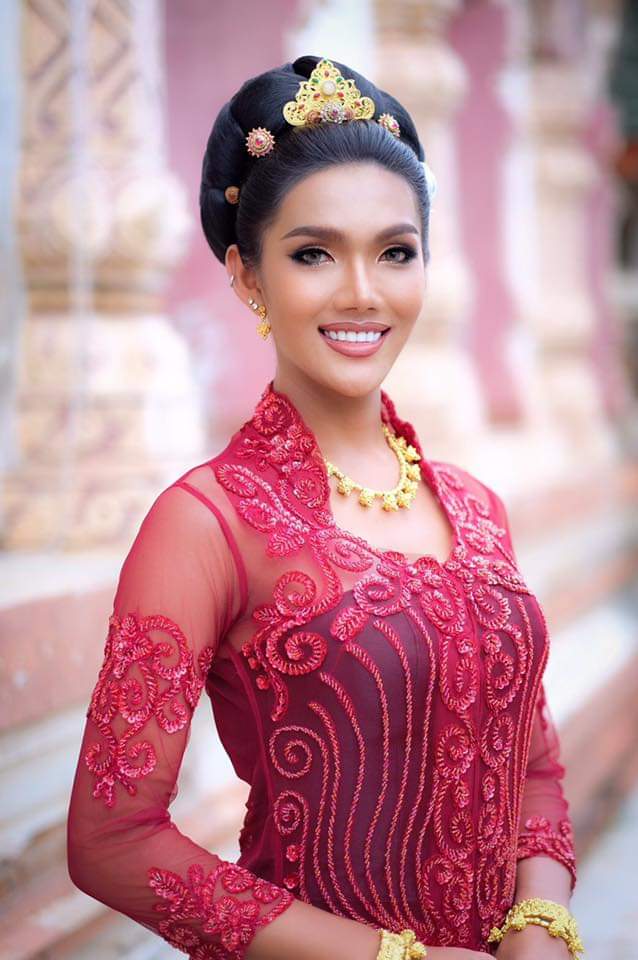 Thailand 🇹🇭 | Thai Traditional Dress