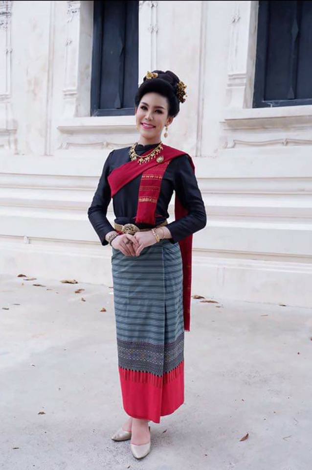 Thailand 🇹🇭 | Thai Traditional Dress