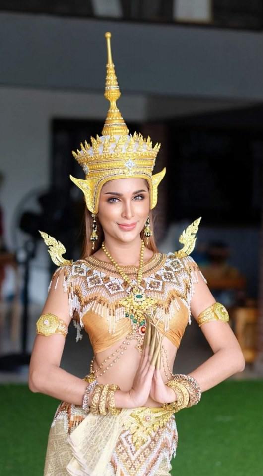 Thailand 🇹🇭 | Thai Traditional Dress