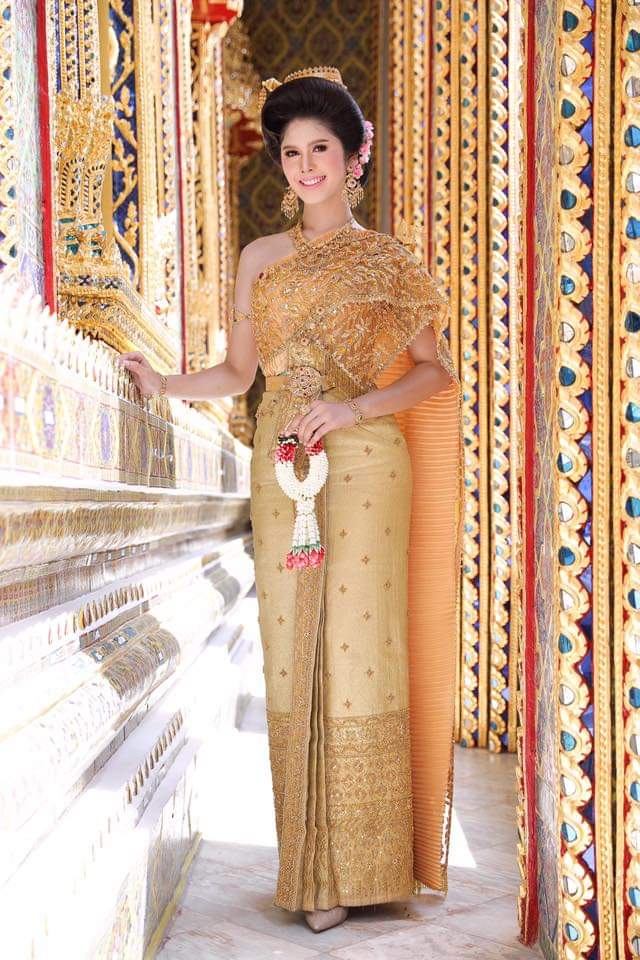 Thailand 🇹🇭 | Thai Traditional Dress