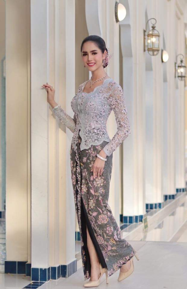Thailand 🇹🇭 | Thai Traditional Dress