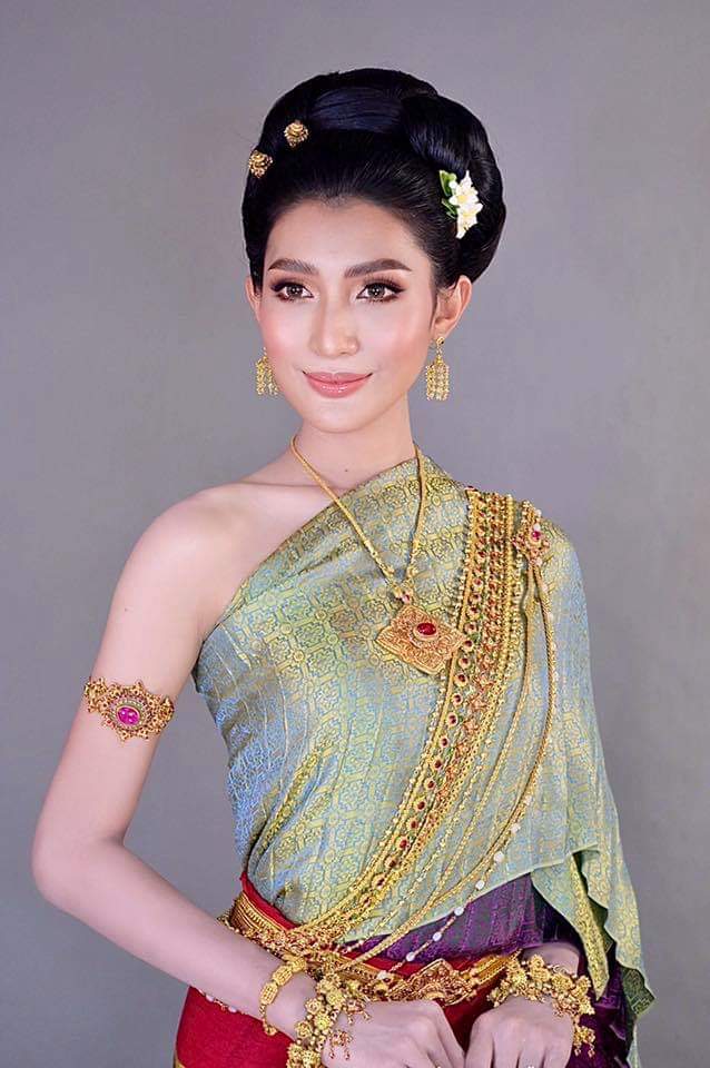 Thailand 🇹🇭 | Thai Traditional Dress