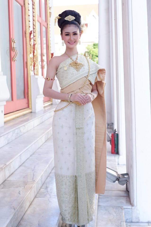 Thailand 🇹🇭 | Thai Traditional Dress
