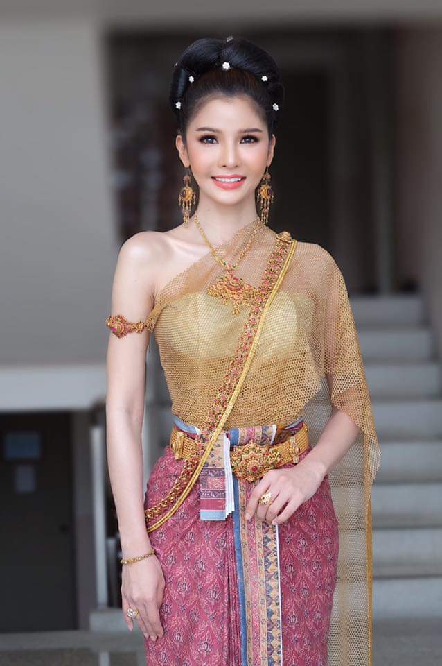 Thailand 🇹🇭 | Thai Traditional Dress