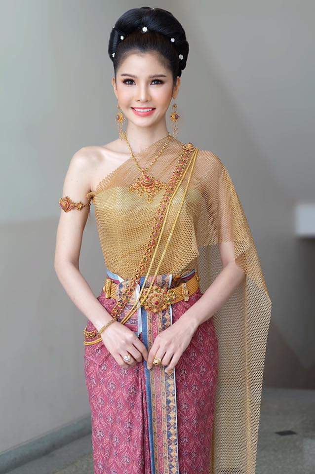 Thailand 🇹🇭 | Thai Traditional Dress