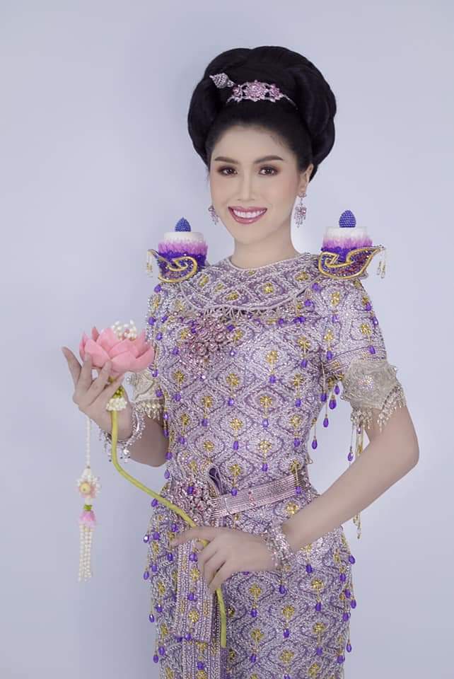 Thailand 🇹🇭 | Thai Traditional Dress