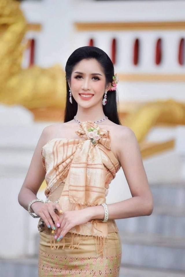 Thailand 🇹🇭 | Thai Traditional Dress
