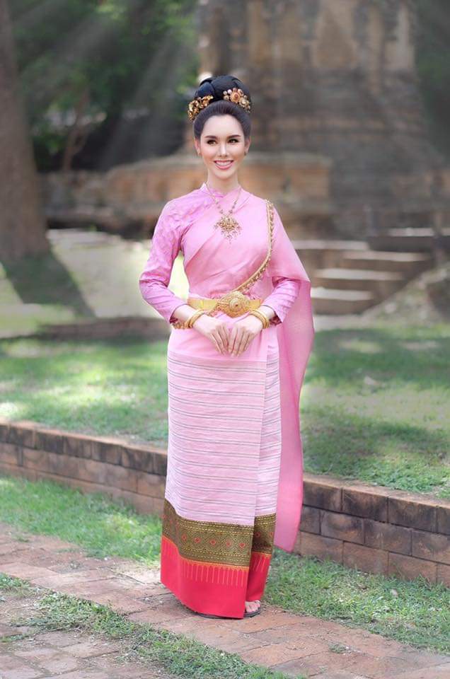Thailand 🇹🇭 | Thai Traditional Dress
