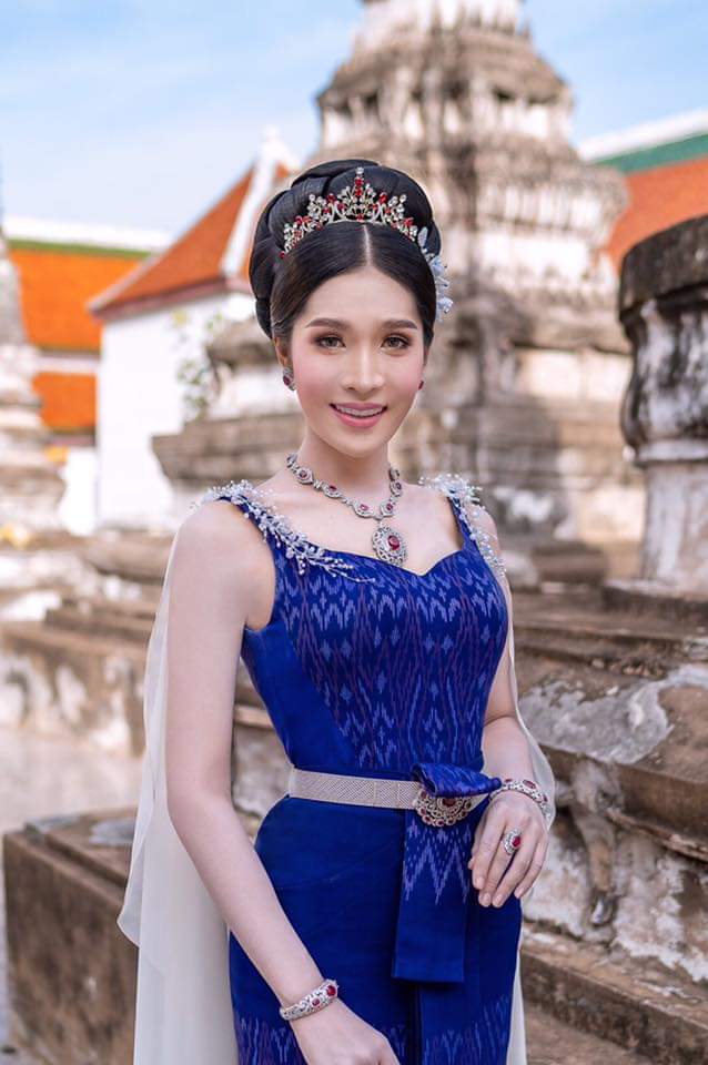 Thailand 🇹🇭 | Thai Traditional Dress