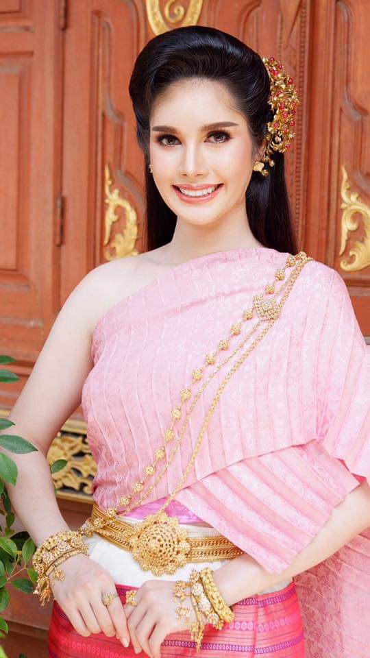 Thailand 🇹🇭 | Thai Traditional Dress