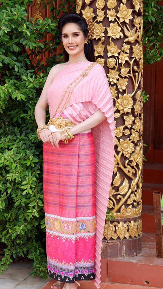 Thailand 🇹🇭 | Thai Traditional Dress