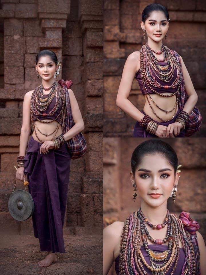 Thailand 🇹🇭 | Thai Traditional Dress