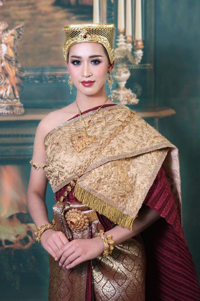 Thailand 🇹🇭 | Thai Traditional Dress