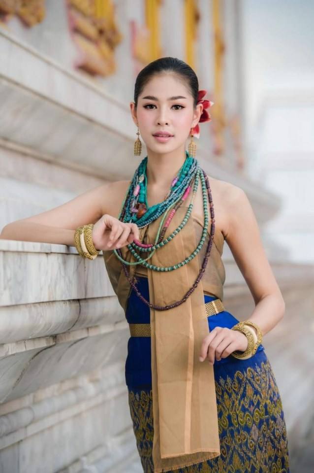 Thailand 🇹🇭 | Thai Traditional Dress