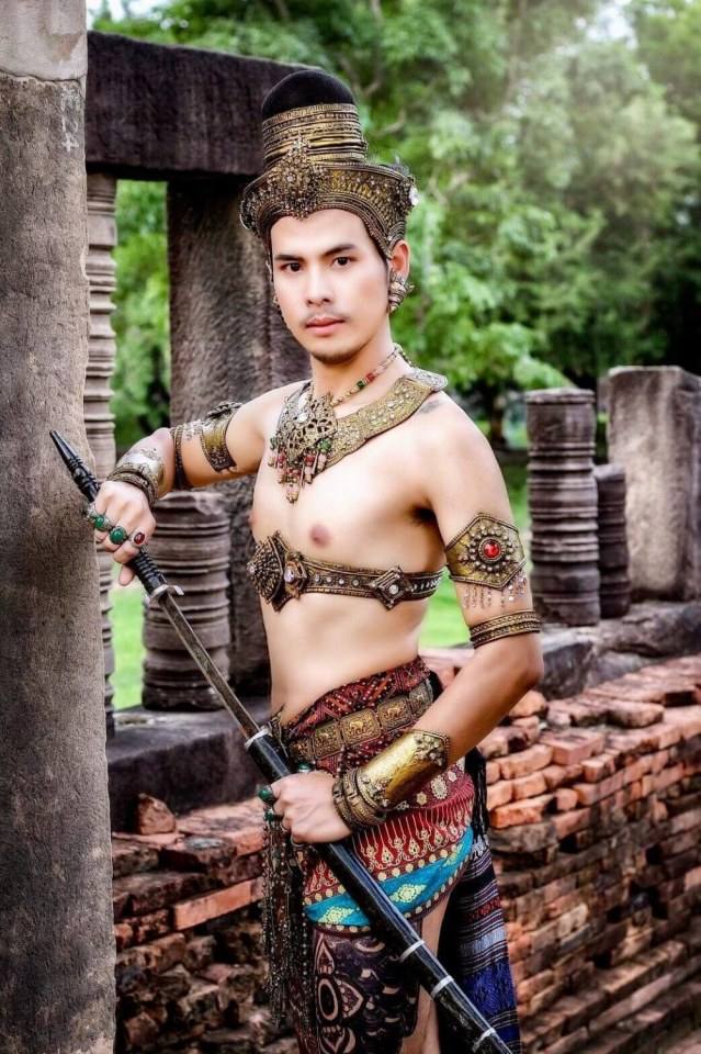 Thailand 🇹🇭 | Isan ancient costume