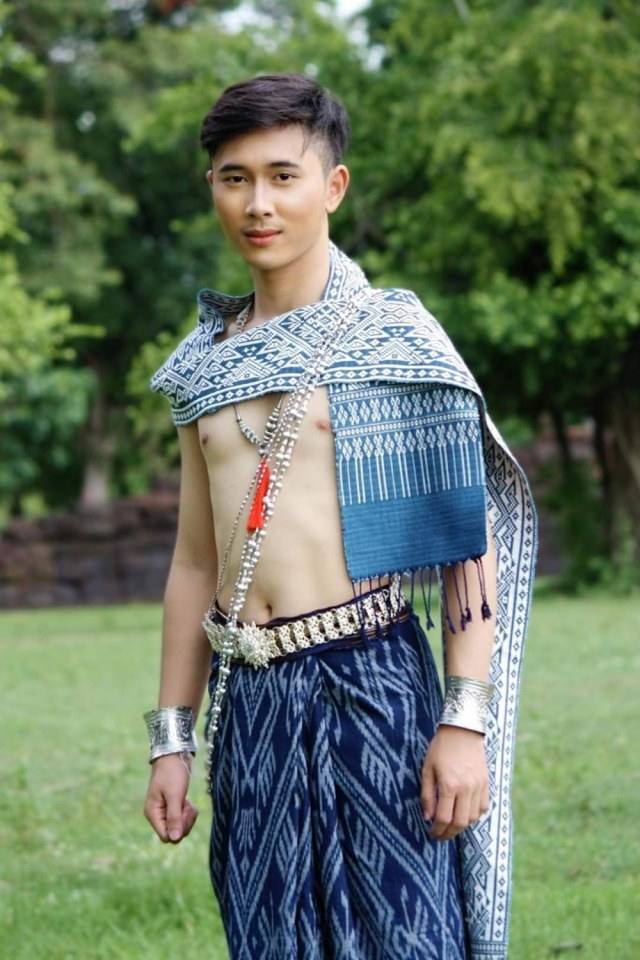 Thailand 🇹🇭 | Isan ancient costume