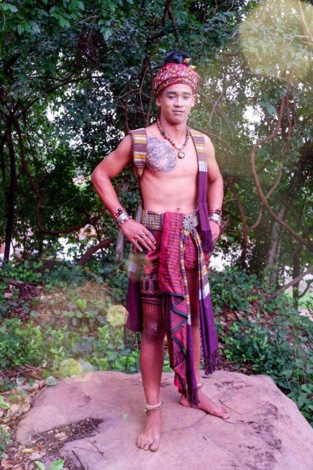 Thailand 🇹🇭 | Isan ancient costume