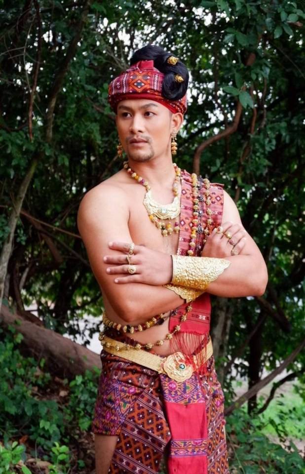 Thailand 🇹🇭 | Isan ancient costume