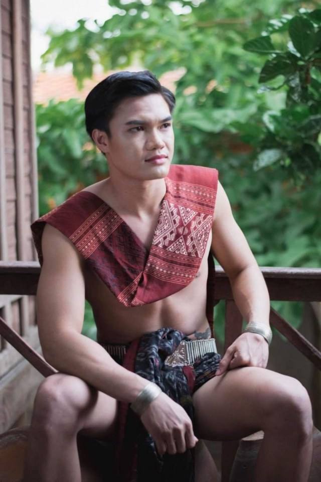 Thailand 🇹🇭 | Isan ancient costume