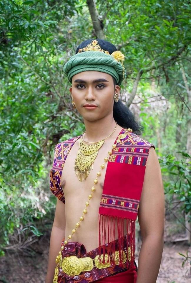Thailand 🇹🇭 | Isan ancient costume