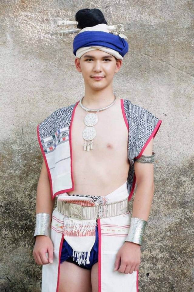 Thailand 🇹🇭 | Isan ancient costume