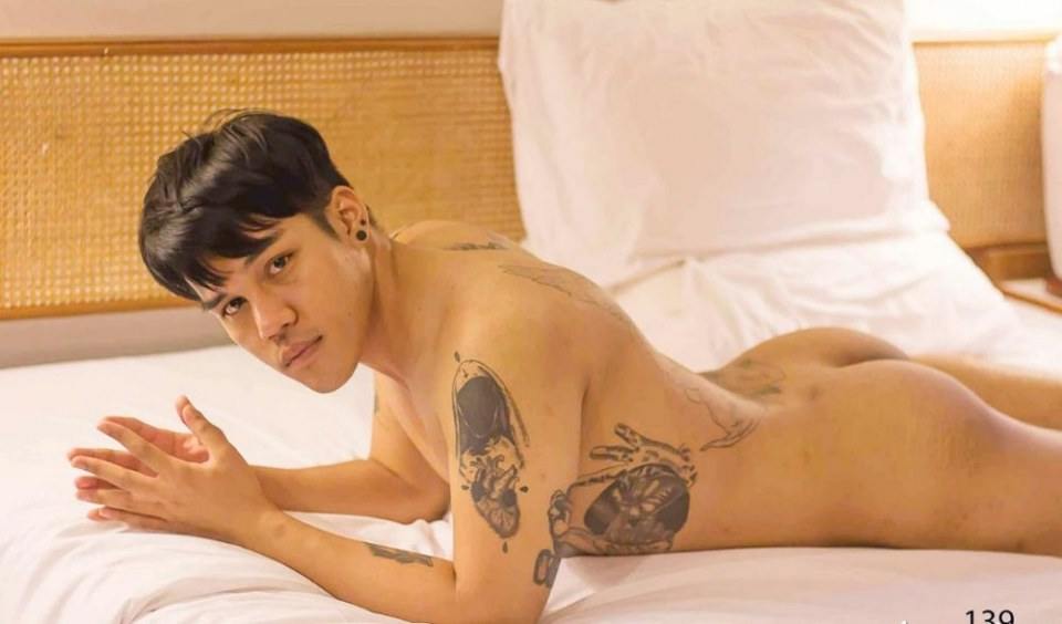 พาเพื่อนแอบเมียมาโยกพอเสร็จแล้วก็กดชักโครก..ทำเนียนๆ