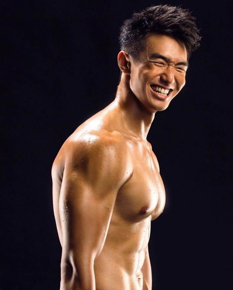 ถอดโชว์ประปราย /63/
