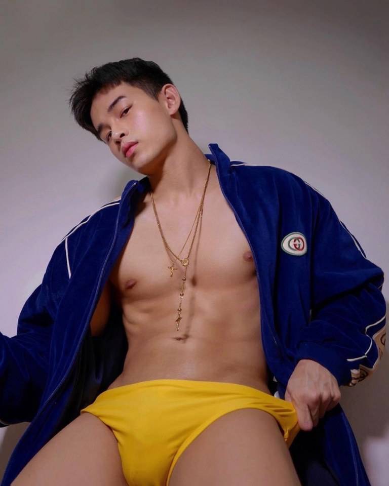ถอดโชว์ประปราย /63/