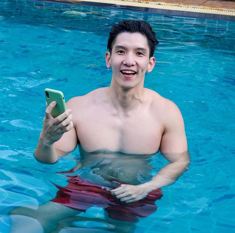 ถอดโชว์ประปราย /64/