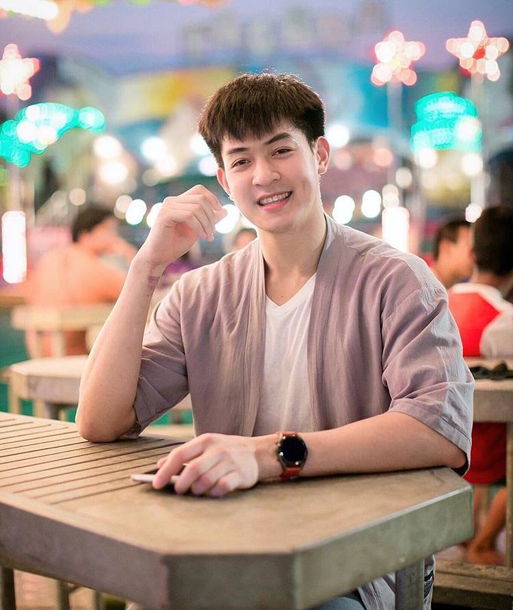 ฉันรักเขา >1