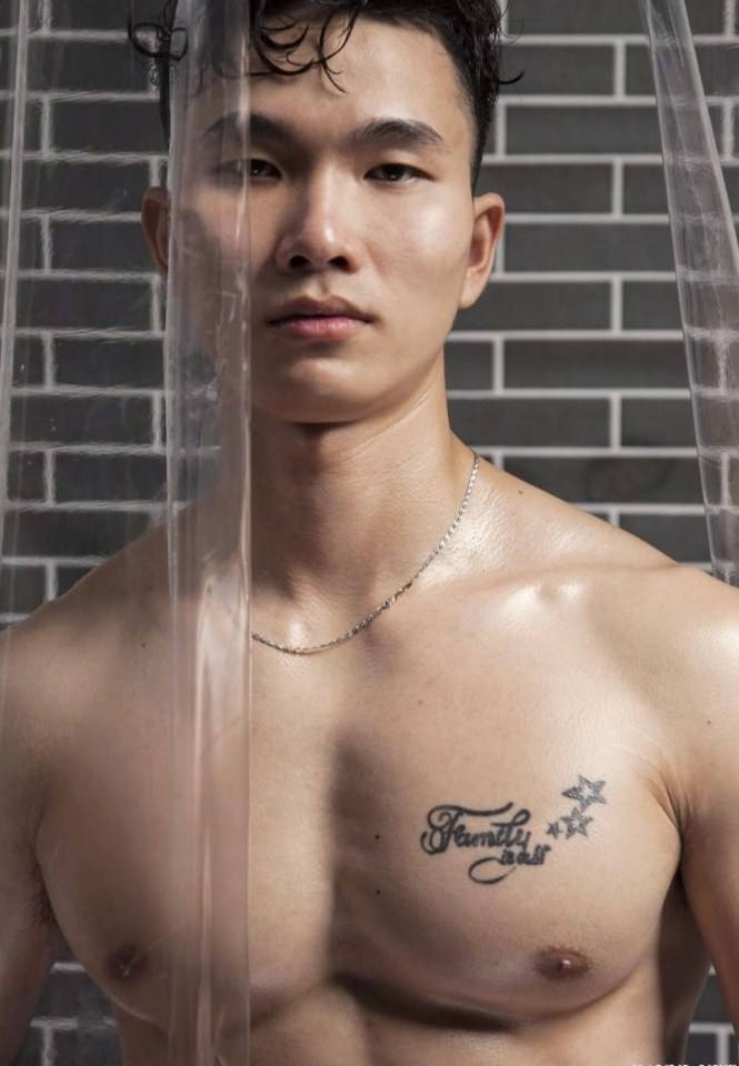 ร่างกายเปลือยเปล่าตอนที่ไม่สวมใส่อะไร&bull;มันช่างน่า...ซะจริงๆ