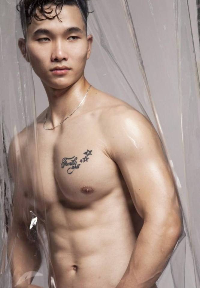 ร่างกายเปลือยเปล่าตอนที่ไม่สวมใส่อะไร&bull;มันช่างน่า...ซะจริงๆ