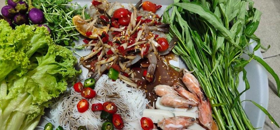 ส้มตำรสเด็ด เผ็ดลืมผัว