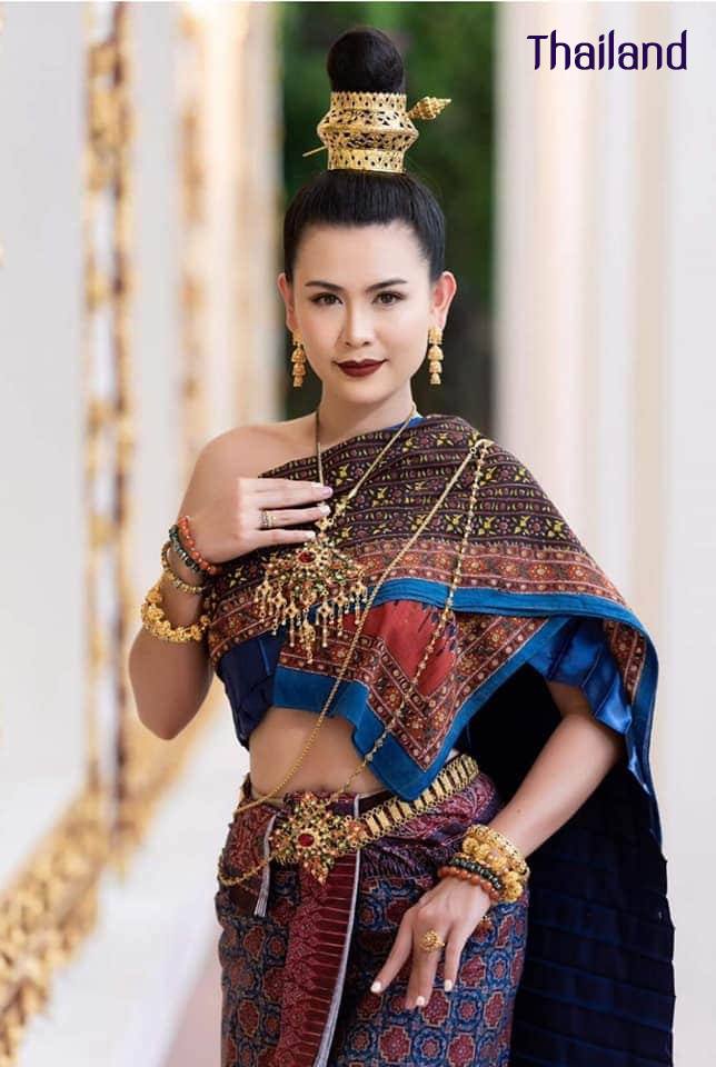 THAI DRESS, ชุดไทย | Thailand 🇹🇭