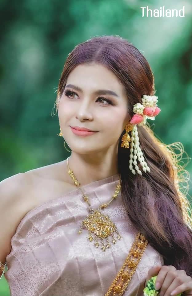 THAI DRESS, ชุดไทย | Thailand 🇹🇭