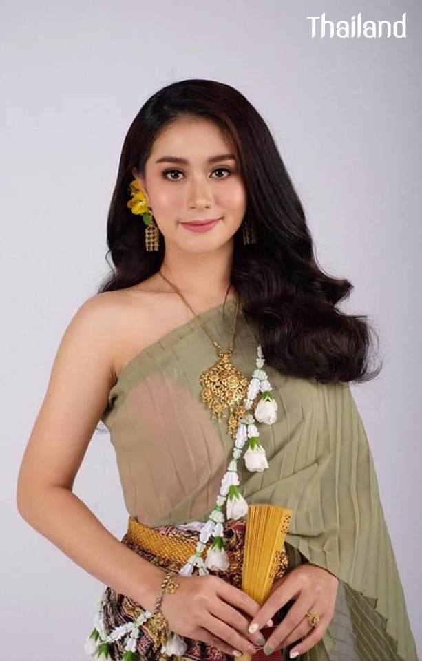 THAI DRESS, ชุดไทย | Thailand 🇹🇭