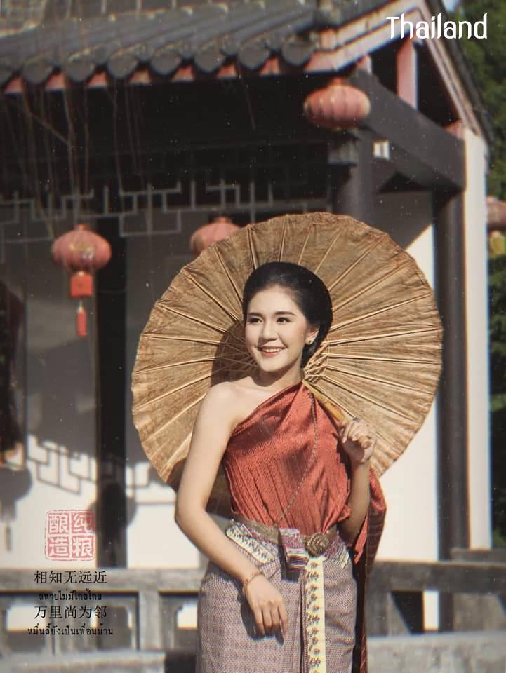 THAI DRESS, ชุดไทย | Thailand 🇹🇭