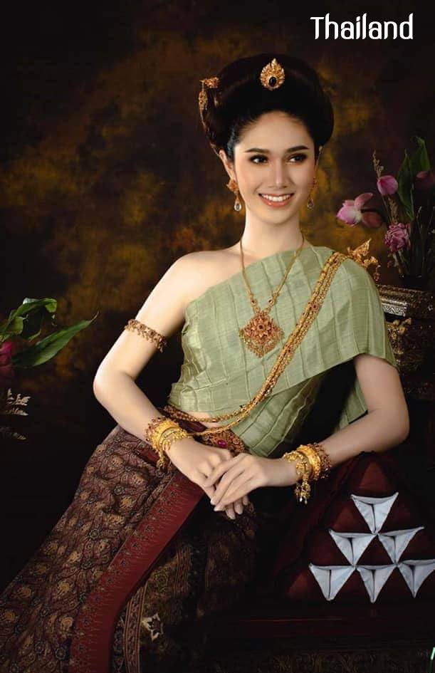 THAI DRESS, ชุดไทย | Thailand 🇹🇭