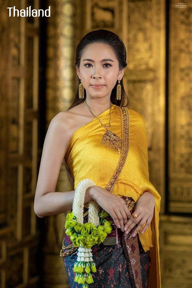 THAI DRESS, ชุดไทย | Thailand 🇹🇭