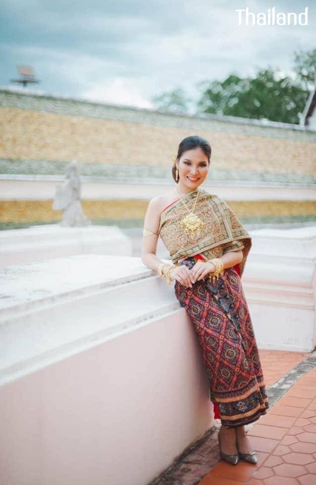 THAI DRESS, ชุดไทย | Thailand 🇹🇭