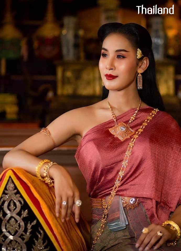 THAI DRESS, ชุดไทย | Thailand 🇹🇭
