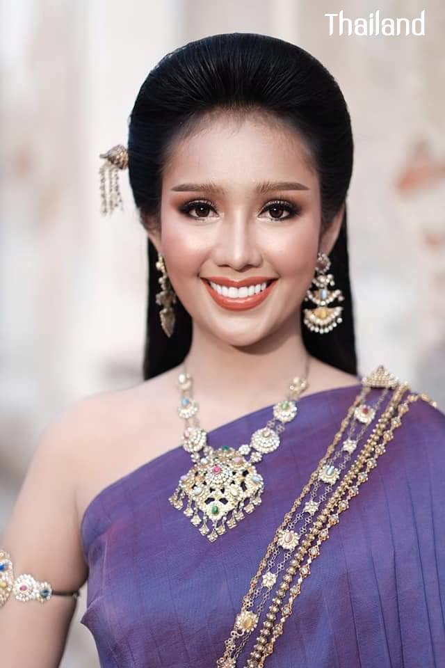 THAI DRESS, ชุดไทย | Thailand 🇹🇭